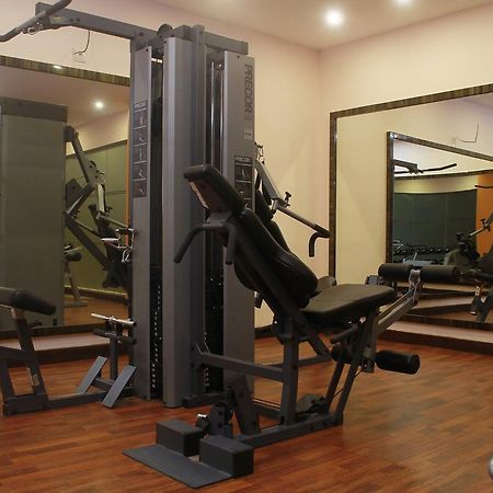 Sutanraja Hotel コタモバグ エクステリア 写真